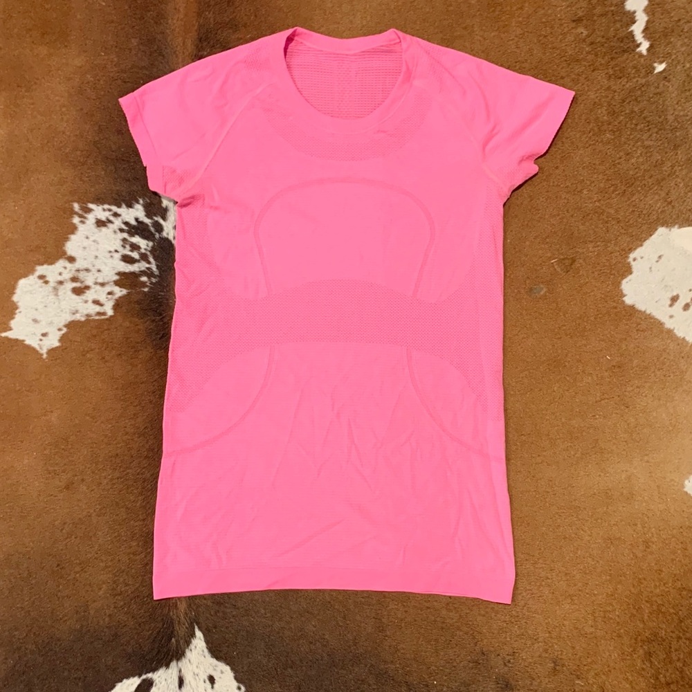 Lululemon Swiftly SS Pink Size 8 EUC